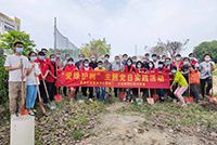 爱树护绿 共建绿色家园——天行足球_天行（中国）天行足球_天行（中国）党支部参加大龙街道党委组织